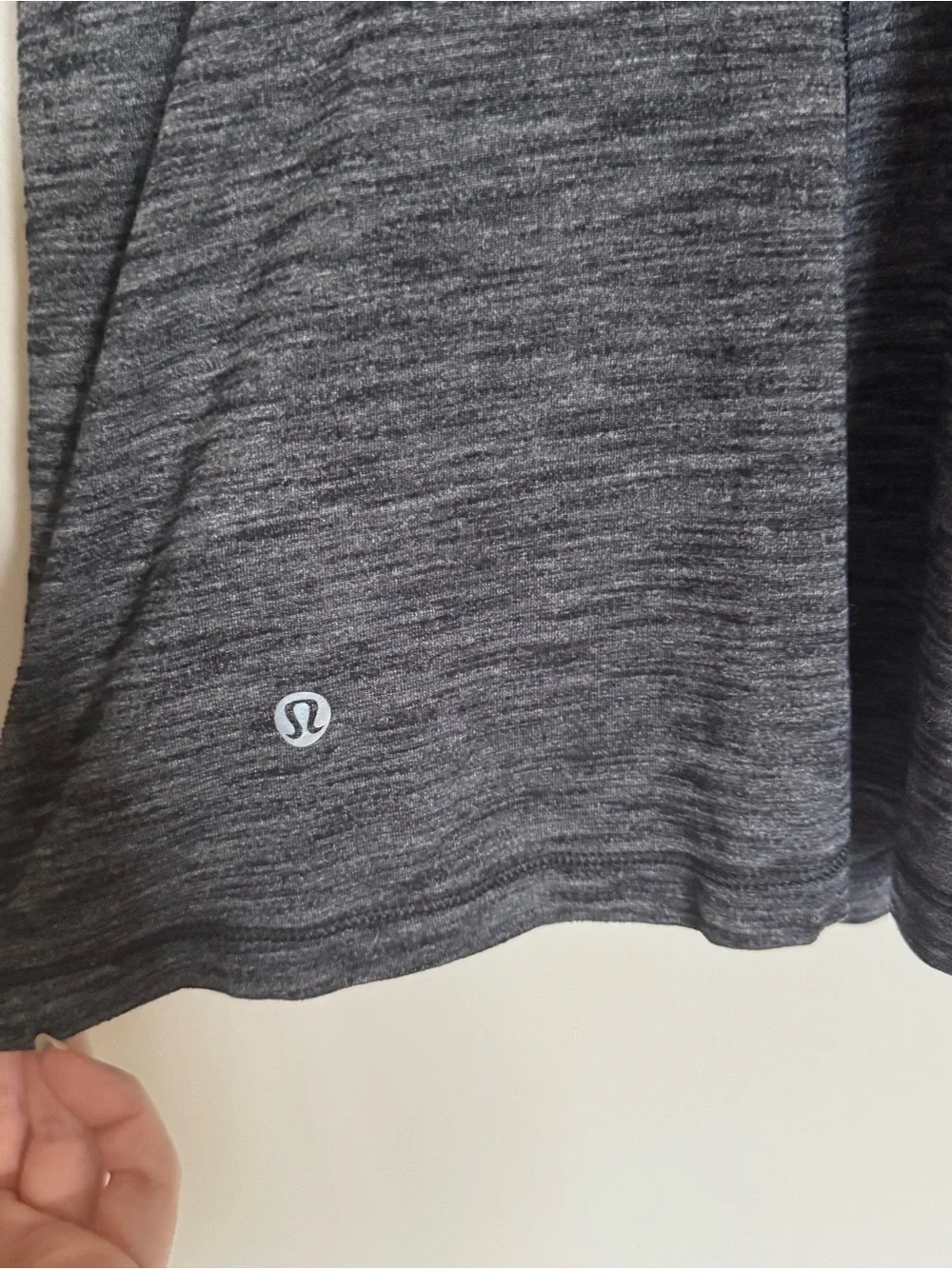 Lululemon Run For The Gold Tank Top Black Heathered Gray Bra Women’s Size 6